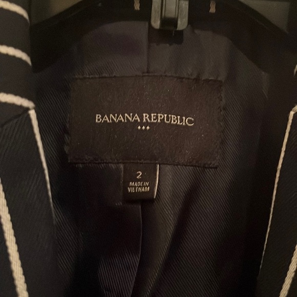 Banana Republic Striped Dark Blue and White Blazer Jacket - Picture 2 of 9